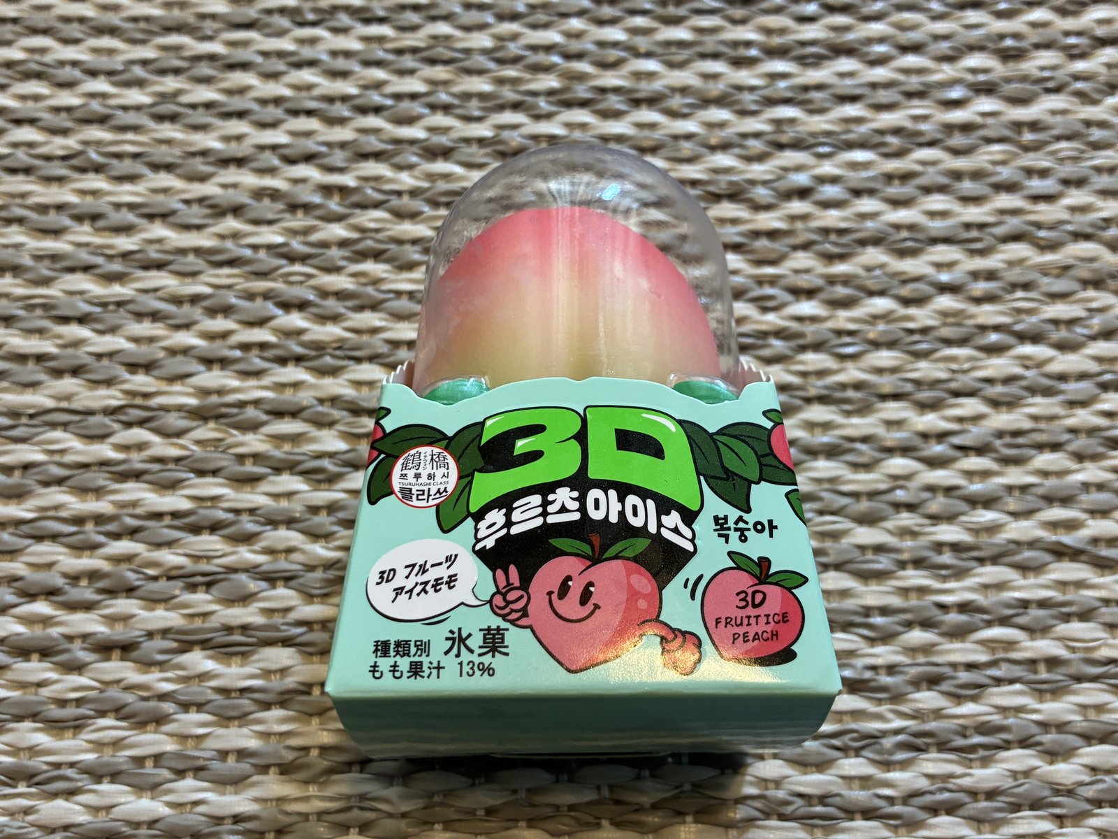 3Dフルーツアイスもも パッケージ